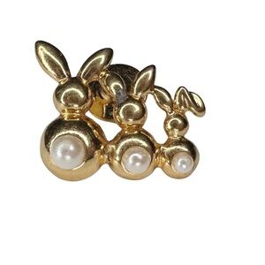 Vintage Avon Gold Bunny Pearl Brooch